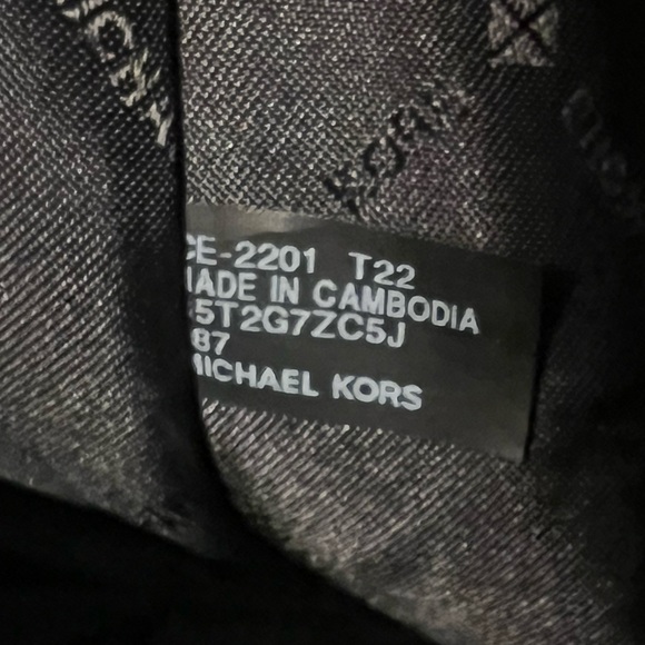 Michael Kors Purse - Picture 5 of 5